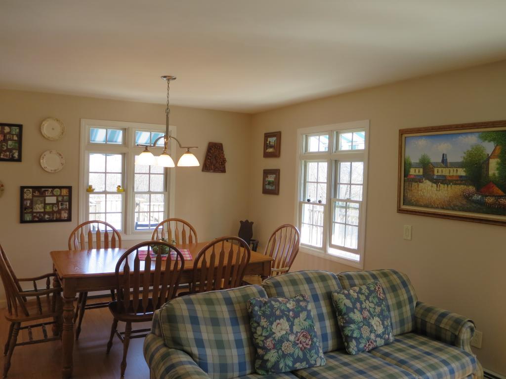 688 Bennett Hill Road Shaftsbury, VT 05262 - Photo 9 of 27 Gallery Image 9