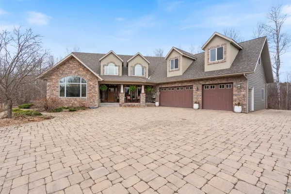 $1,100,000 | 5023 Red Cedar Street, Hermantown, MN 55811