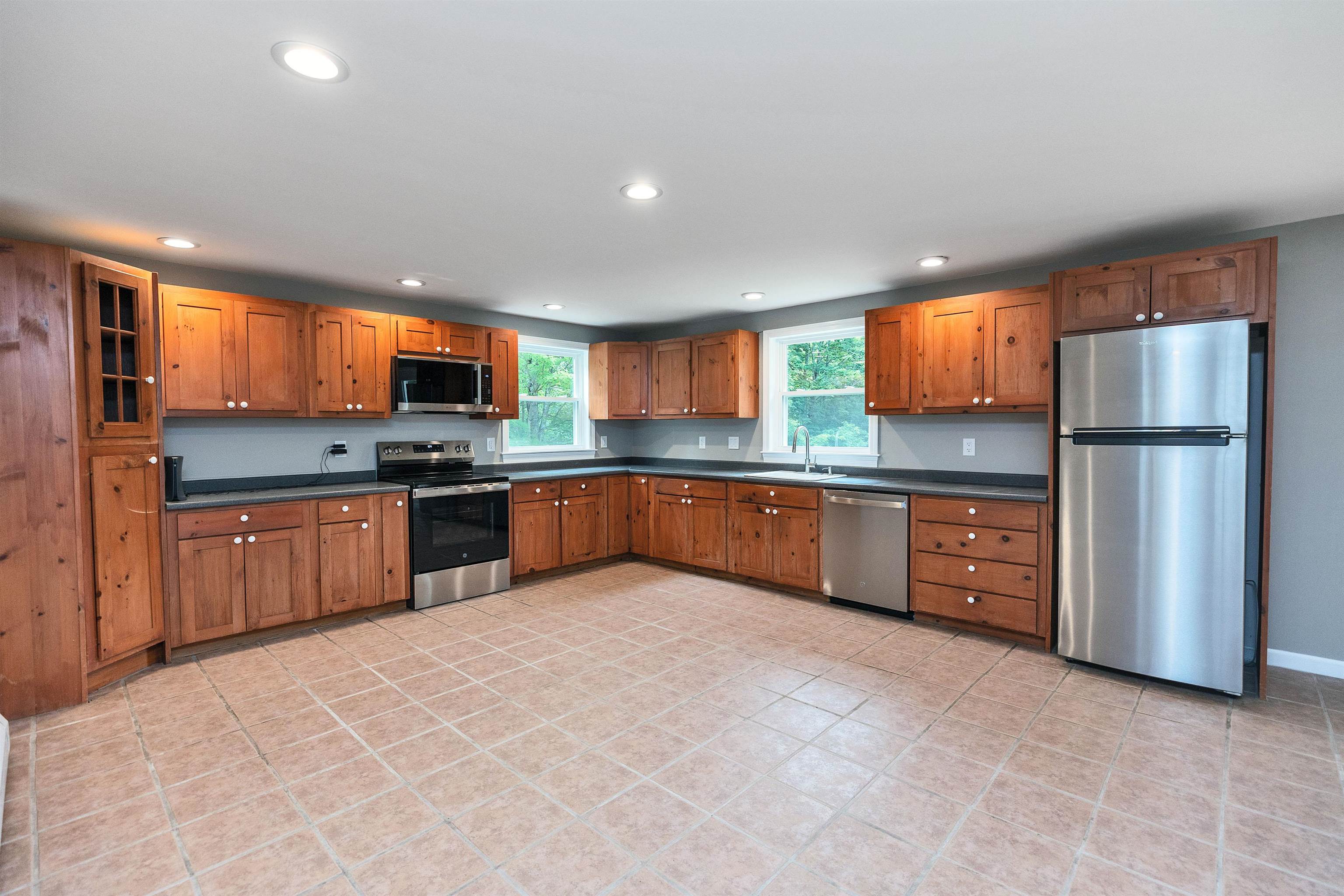 489 Greenfield Road Peterborough, NH 03458 - Photo 15 of 44