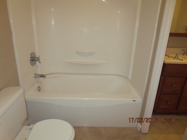 4400 Meadowridge Road Evansville, IN 47710 - Photo 11 of 16 Gallery Image 11