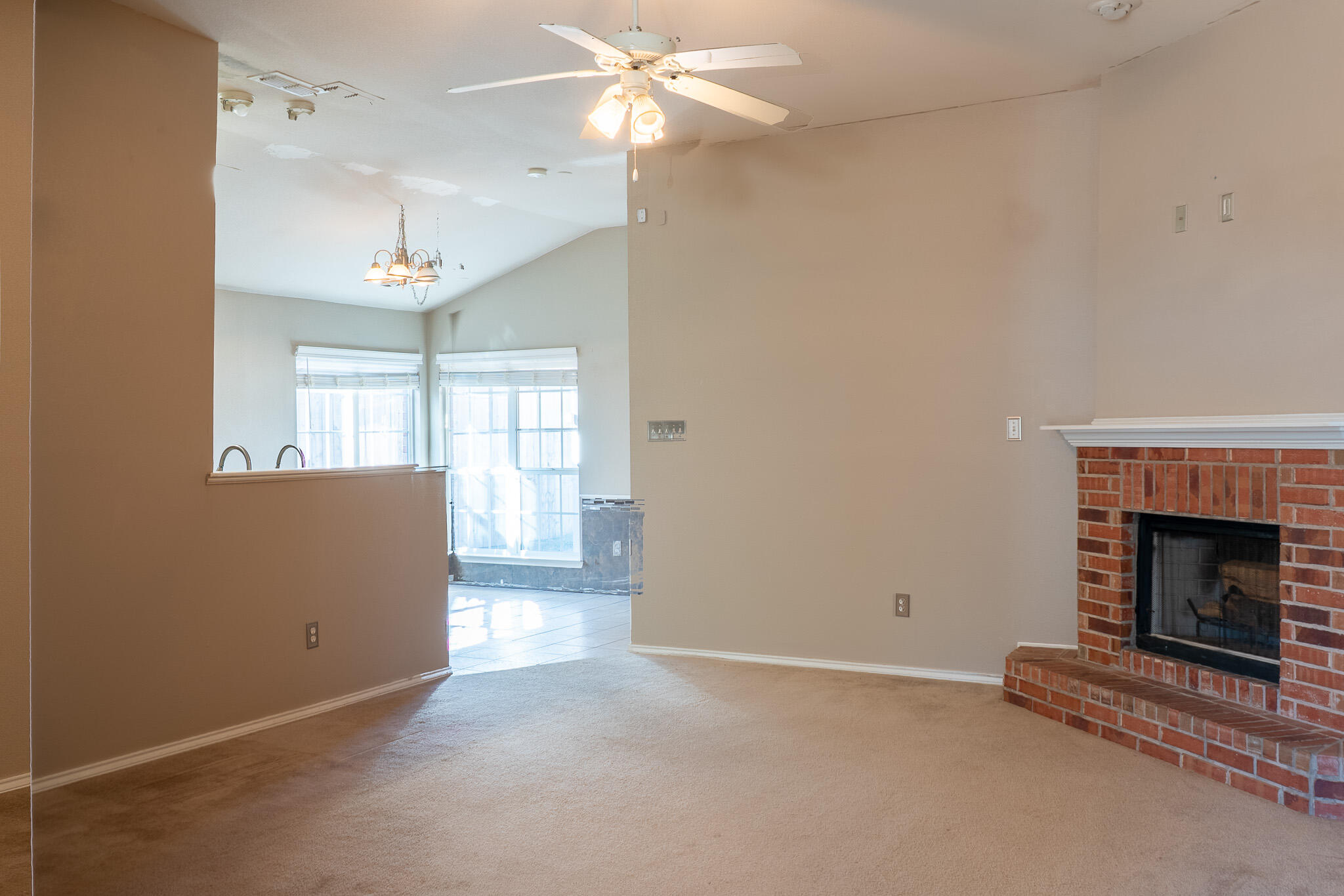 6536 91st Place Lubbock, TX 79424 - Photo 6 of 34 DSC03910-HDR