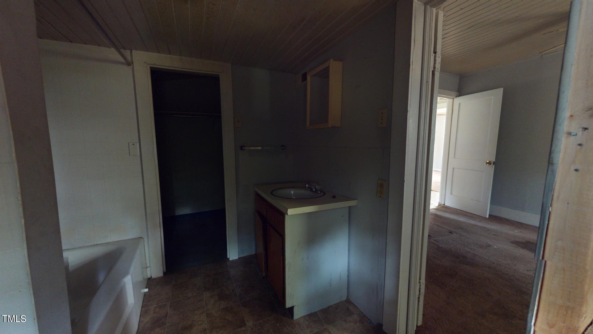 3330 Wilsons Mills Road Smithfield, NC 27577 - Photo 12 of 28 3330-Wilsons-Mills-Rd-06032024_223600
