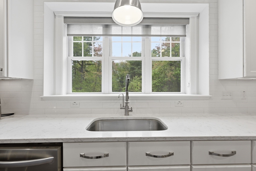 39 Summit Pointe Drive Ashland, MA 01721 - Photo 13 of 42