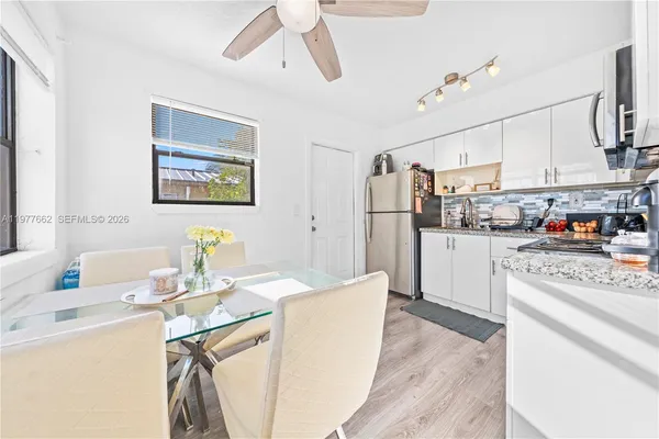 $2,400 | 581 Northwest 113th Street, Unit 581, Miami Shores, FL 33168
