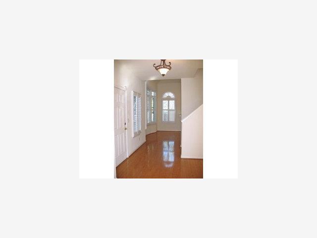 190 Redding Road Campbell, CA 95008 - Photo 3 of 9