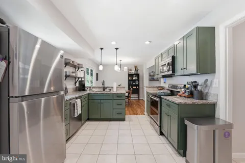 $484,500 | 9205 Ivanhoe Road, Fort Washington, MD 20744