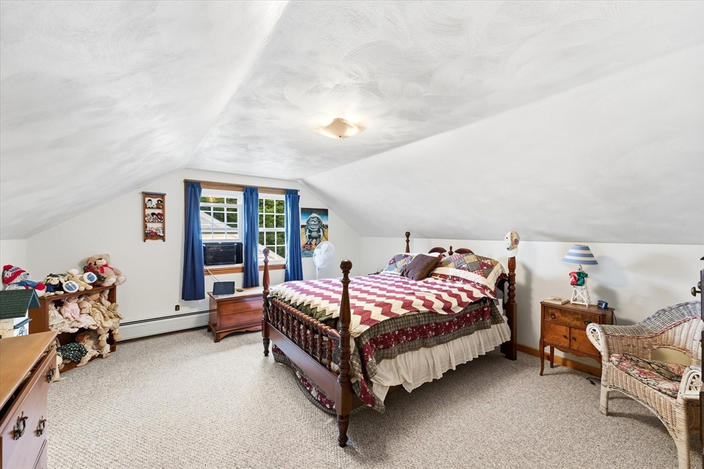 177 Whitaker Road Westfield, MA 01085 - Photo 24 of 41 Gallery Image 24