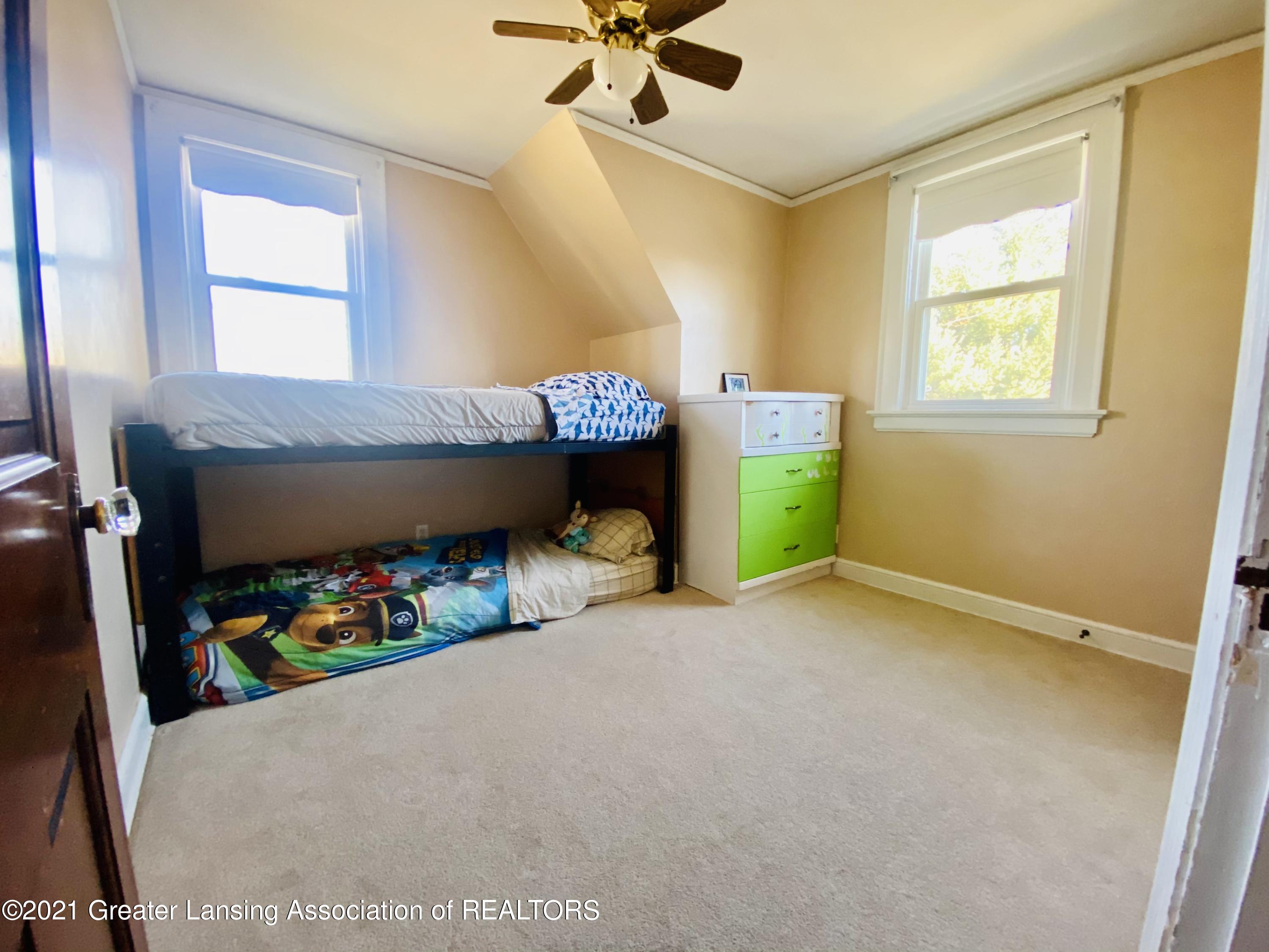 115 East Miller Road Lansing, MI 48911 - Photo 18 of 25 bedroom