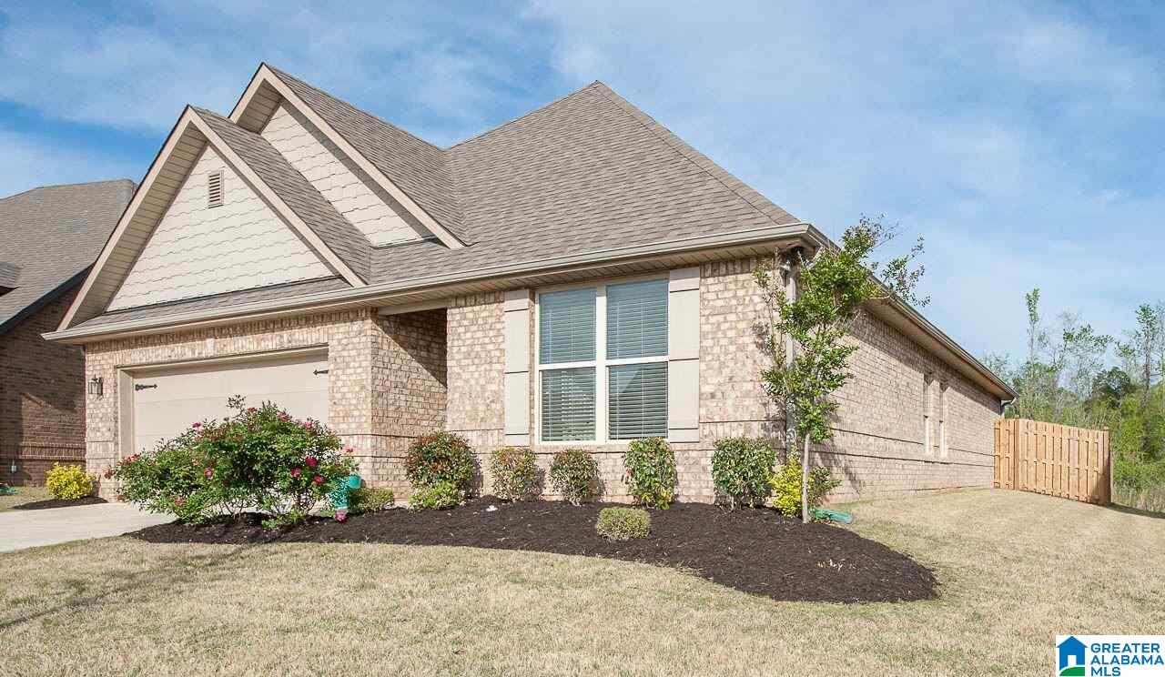 540 Horizon Street Alabaster, AL 35114 - Photo 1 of 28