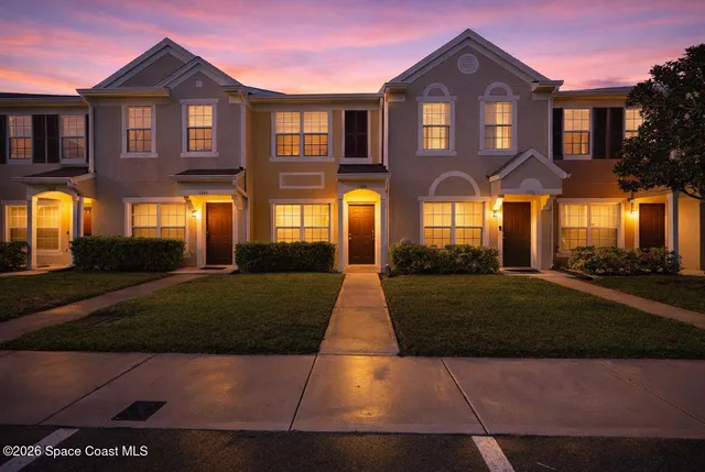 $1,900 | 1368 Hampton Park Lane, Melbourne, FL 32940