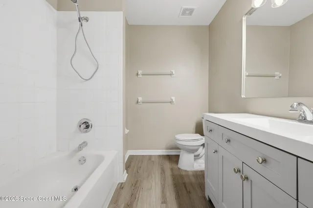 $1,900 | 1368 Hampton Park Lane, Melbourne, FL 32940