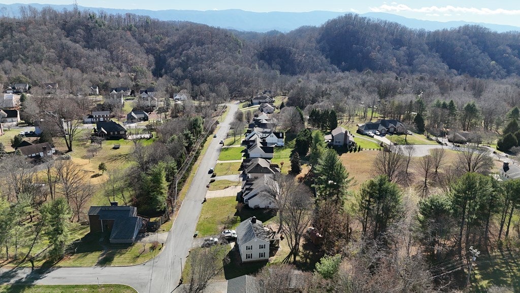212 Chatham Road Bristol, TN 37620 - Photo 46 of 51 Gallery Image 46