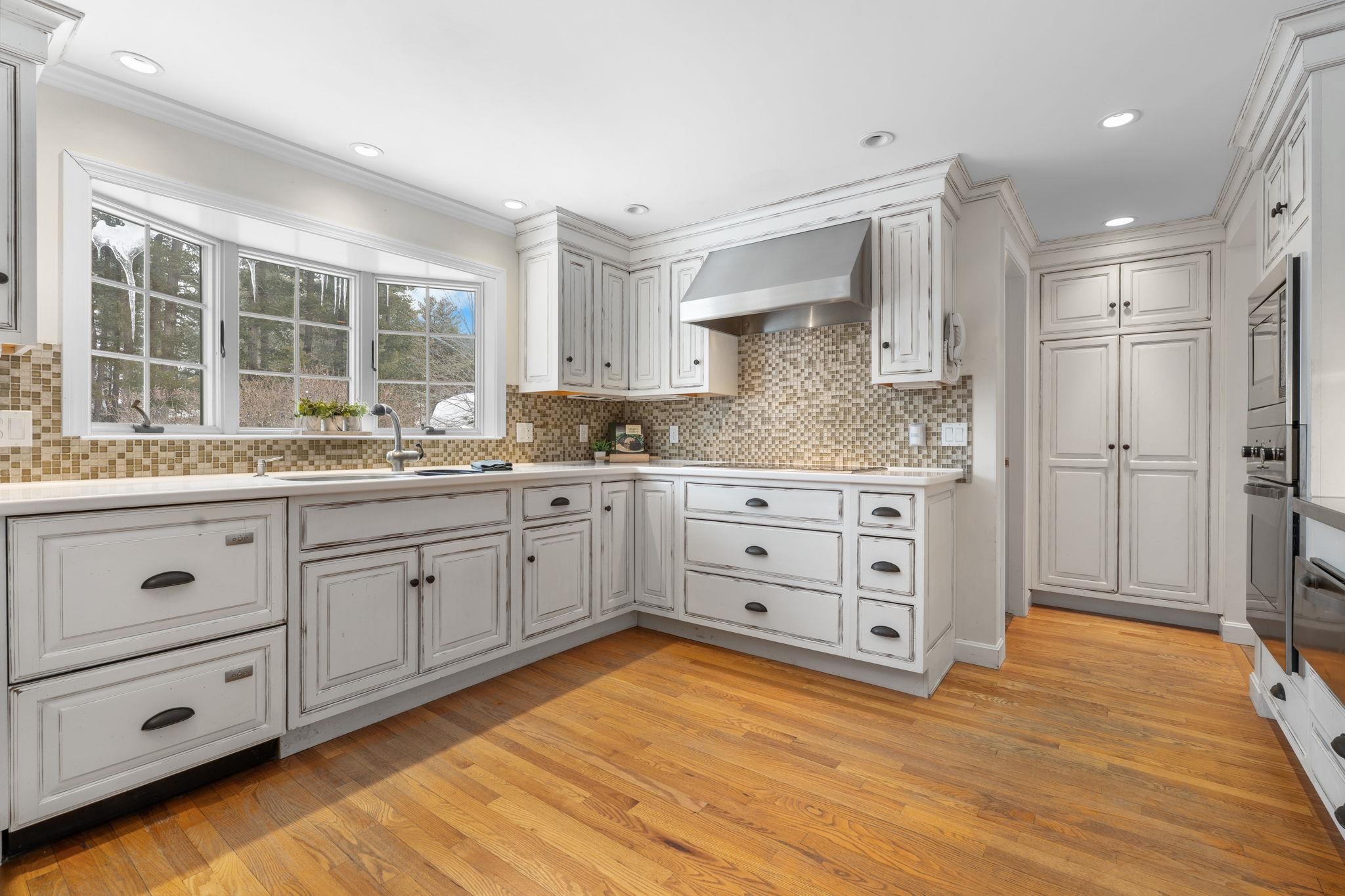220 Dover Point Road Dover, NH 03820 - Photo 5 of 52 Gallery Image 5