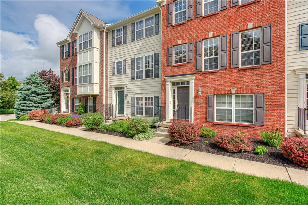 9081 Rider Drive Fishers, IN 46038 - Photo 1 of 22 Gallery Image 1
