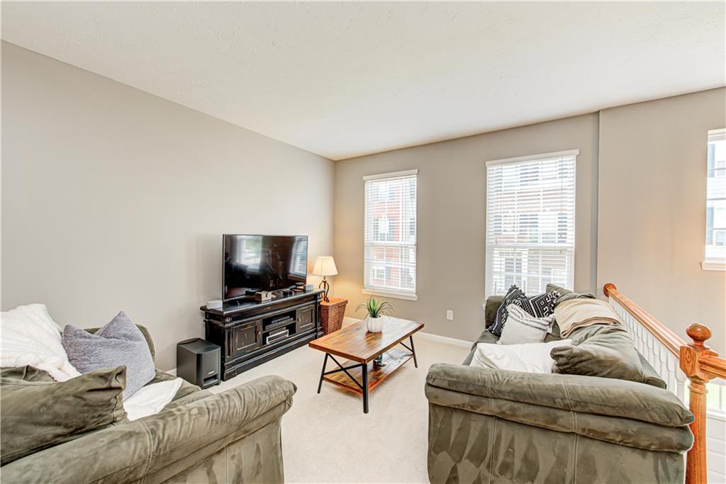9081 Rider Drive Fishers, IN 46038 - Photo 3 of 22 Gallery Image 3