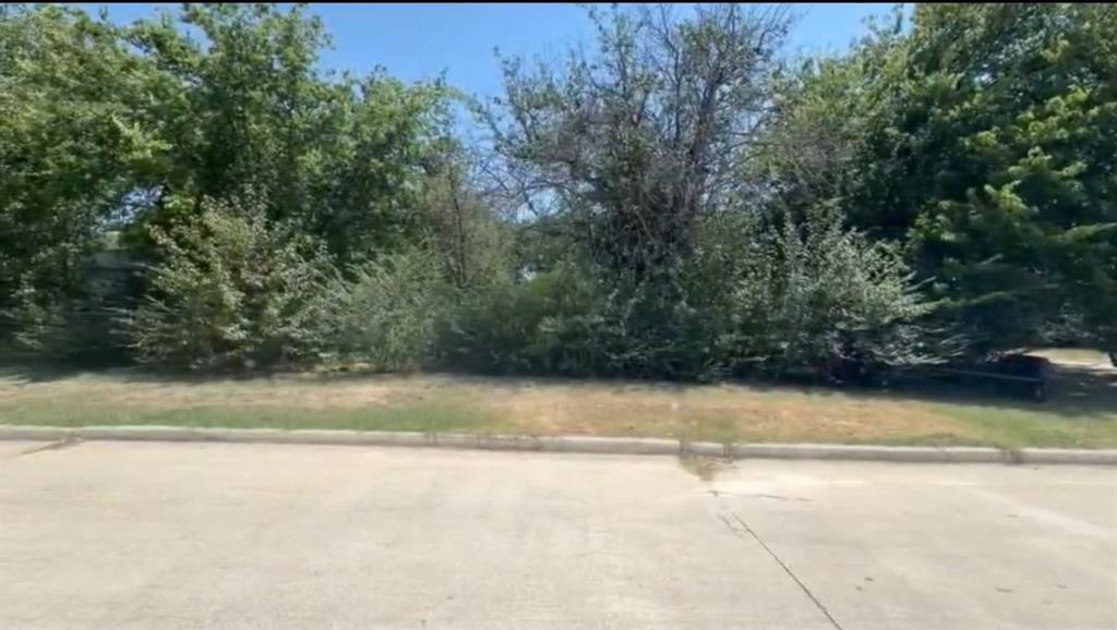 6606 Oak Ridge Lane Flower Mound, TX 76226 - Photo 2 of 4
