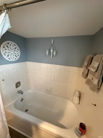 $250,000 | 209 South 5th Street, Decatur, IN 46733