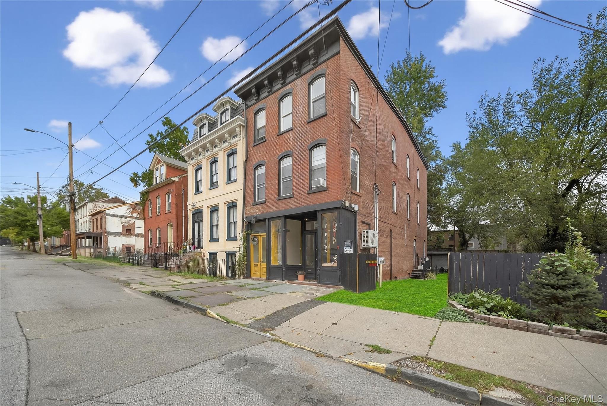 153 Lander Street Newburgh, NY 12550 - Photo 6 of 39 a view of a building