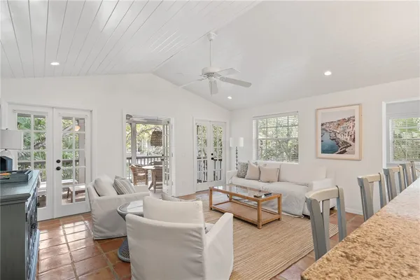 $9,000 | 1195 Winding Oaks Circle East, Unit 308, Vero Beach, FL 32963