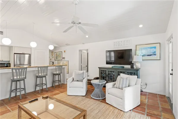 $9,000 | 1195 Winding Oaks Circle East, Unit 308, Vero Beach, FL 32963