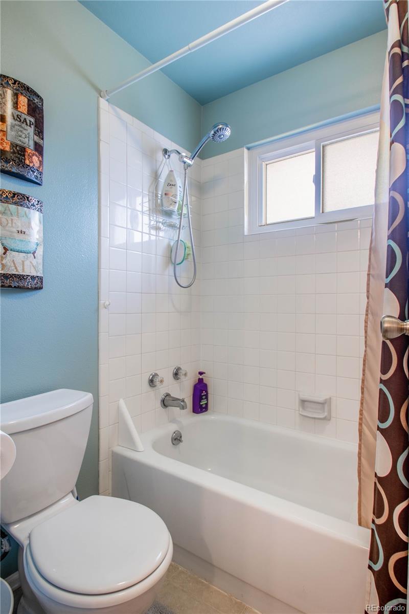 9184 Rimrock Court Highlands Ranch, CO 80126 - Photo 18 of 25 Gallery Image 18