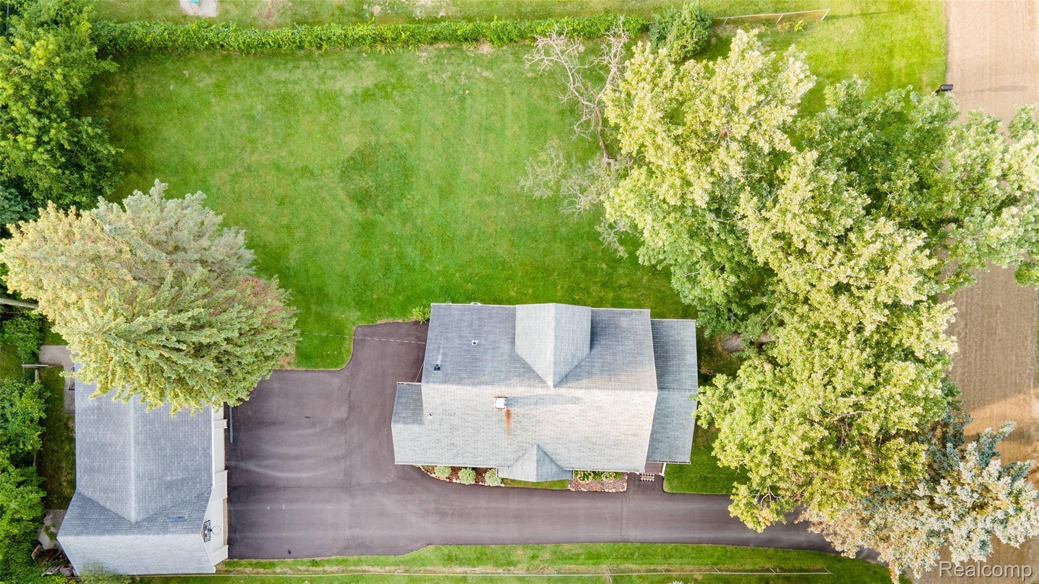 2866 Midvale Drive Rochester, MI 48309 - Photo 32 of 36 2866-Midvale-Dr (36).jpg