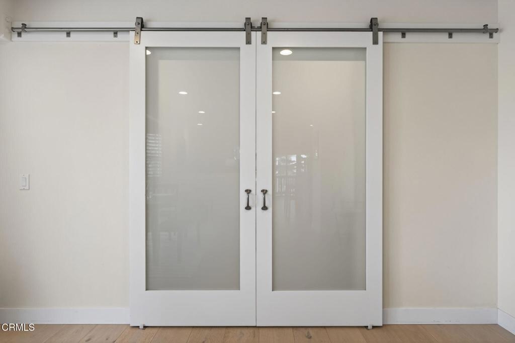 1251 Mandalay Beach Road Oxnard, CA 93035 - Photo 28 of 59 24-web-or-mls-UpmarketMedia_1251M-099