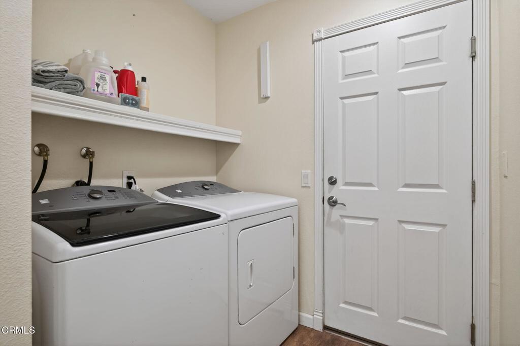 1251 Mandalay Beach Road Oxnard, CA 93035 - Photo 43 of 59 41-web-or-mls-UpmarketMedia_1251M-001