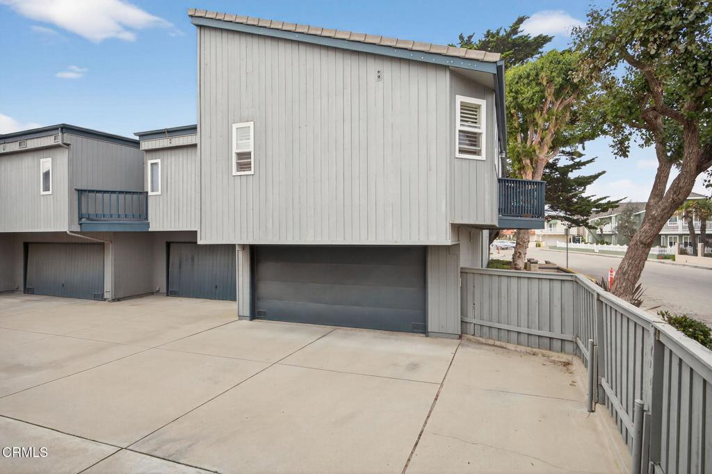 1251 Mandalay Beach Road Oxnard, CA 93035 - Photo 46 of 59 49-web-or-mls-UpmarketMedia_1251M-146