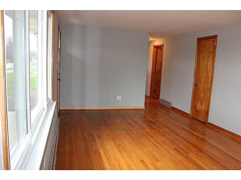 4614 West Ridgewood Road Springfield, OH 45503 - Photo 12 of 25
