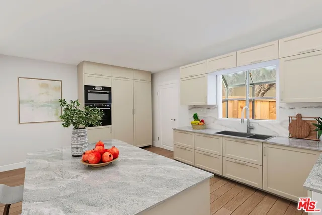 $1,199,000 | 1612 Redcliff Street, Los Angeles, CA 90026