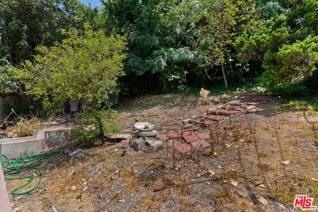 1612 Redcliff Street Los Angeles, CA 90026 - Photo 20 of 22