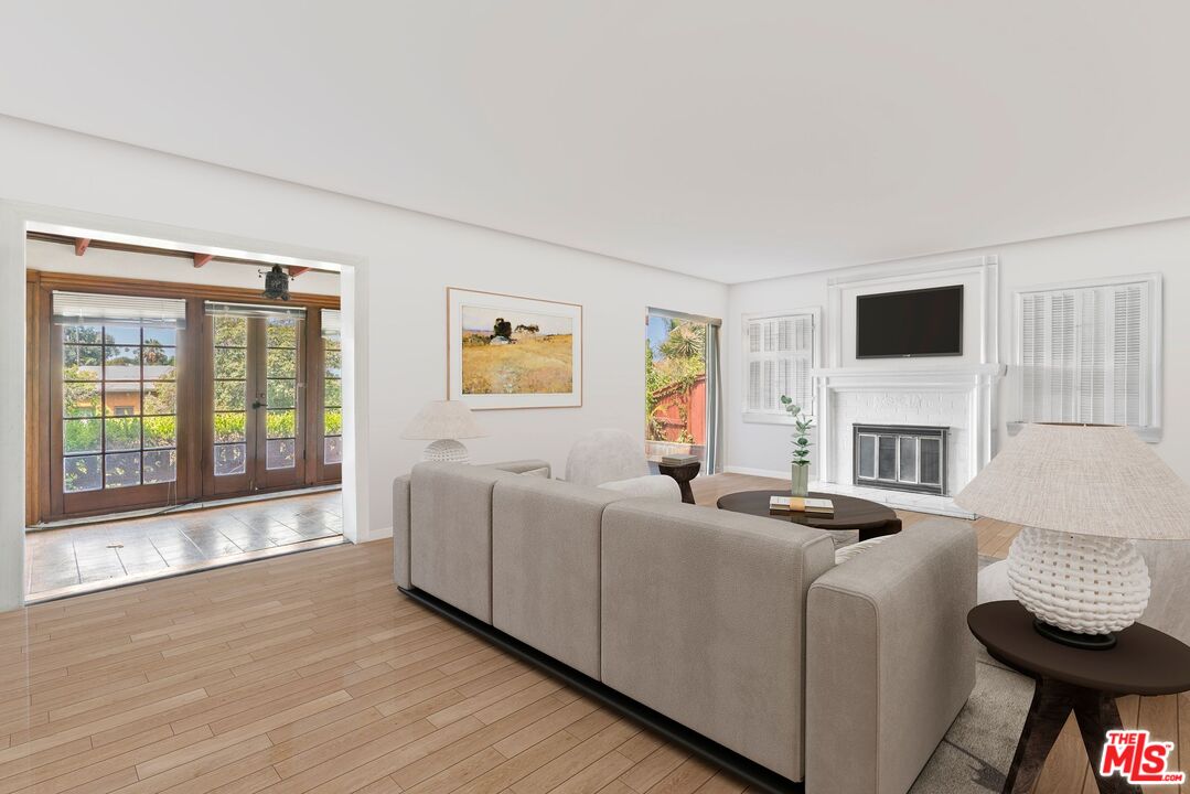 1612 Redcliff Street Los Angeles, CA 90026 - Photo 8 of 22