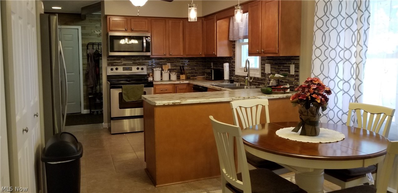 1415 Forman Road Austinburg, OH 44010 - Photo 11 of 27 Gallery Image 11