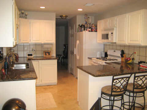 1215 Mabry Mill Road Houston, TX 77062 - Photo 2 of 16 KITCHEN