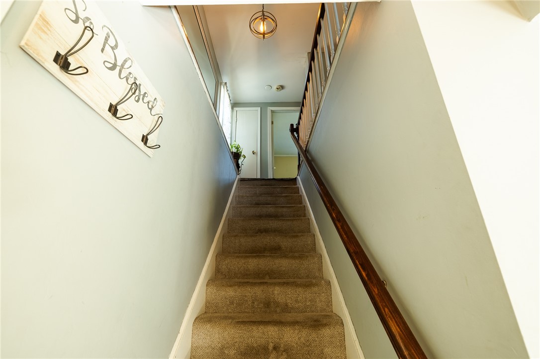 62 Centre Road Glocester, RI 02814 - Photo 17 of 31 Upstairs