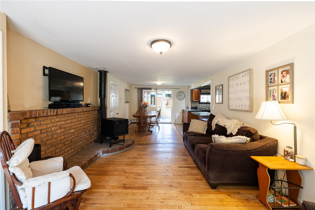 62 Centre Road Glocester, RI 02814 - Photo 5 of 31 Living area