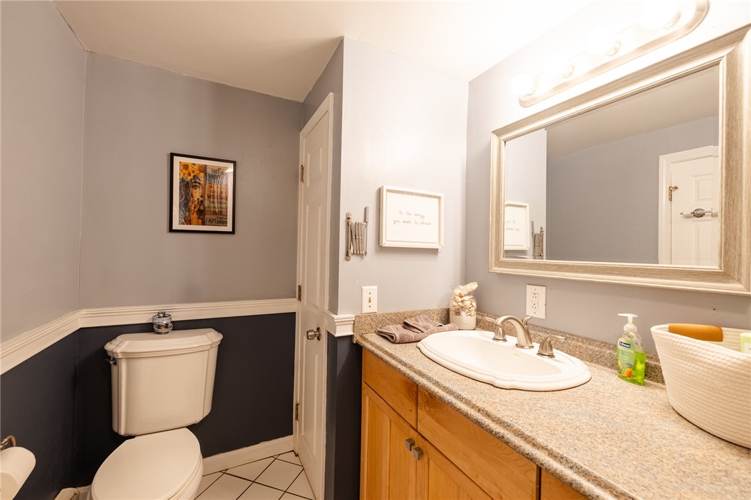 62 Centre Road Glocester, RI 02814 - Photo 10 of 31 Full bath