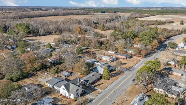 $279,000 | 308 North Front Street, Hamilton, NC 27840