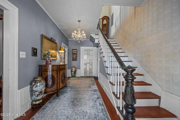 $279,000 | 308 North Front Street, Hamilton, NC 27840