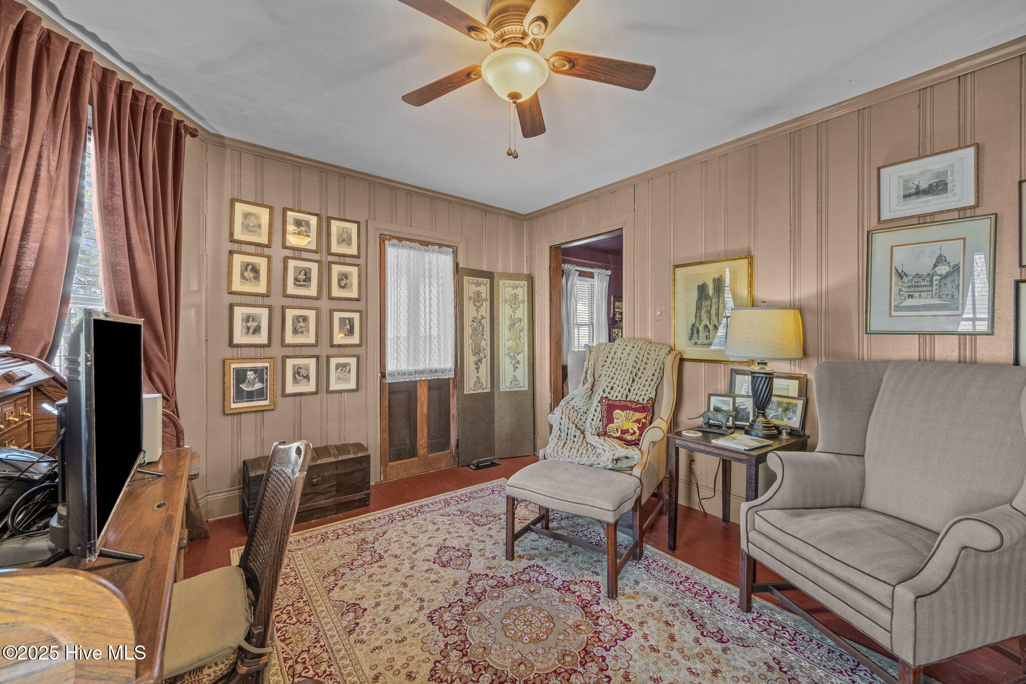 308 North Front Street Hamilton, NC 27840 - Photo 21 of 53 "Drs office/study"