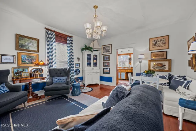 $279,000 | 308 North Front Street, Hamilton, NC 27840