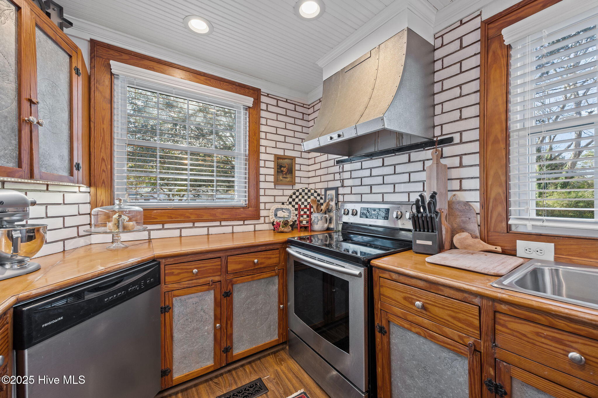 308 North Front Street Hamilton, NC 27840 - Photo 30 of 53 kitchen