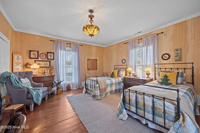 $279,000 | 308 North Front Street, Hamilton, NC 27840