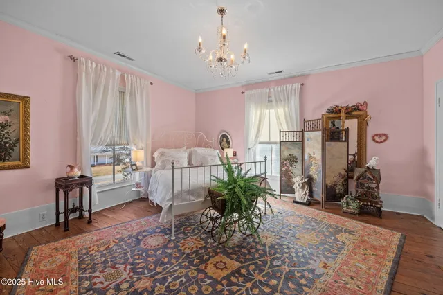 $279,000 | 308 North Front Street, Hamilton, NC 27840