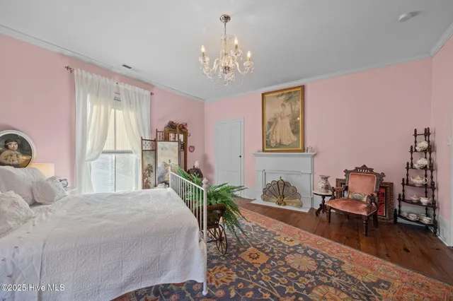 $279,000 | 308 North Front Street, Hamilton, NC 27840