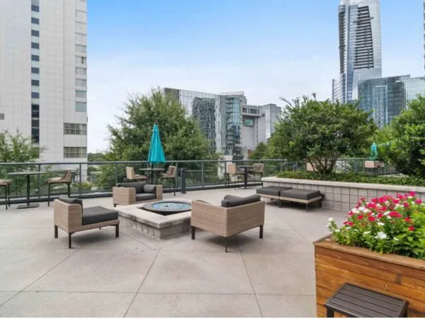 $4,250 | 3382 Peachtree Road, Unit S06, Atlanta, GA 30326