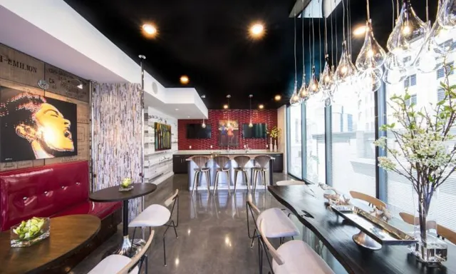 $3,950 | 3382 Peachtree Road, Unit S06, Atlanta, GA 30326