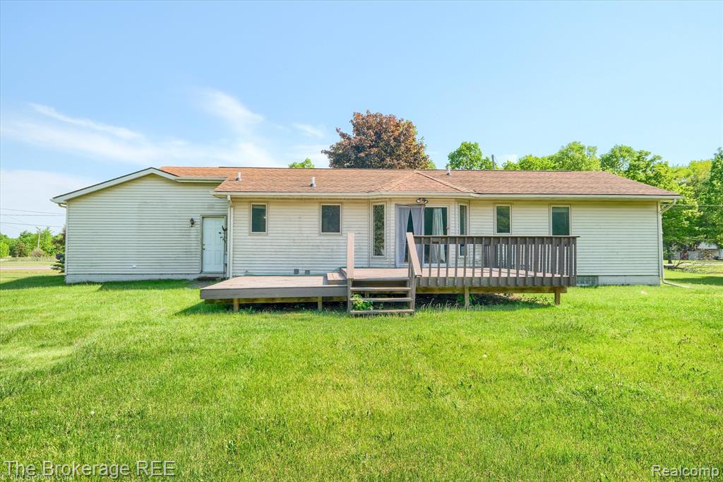 5495 East Coldwater Road Flint, MI 48506 - Photo 4 of 44