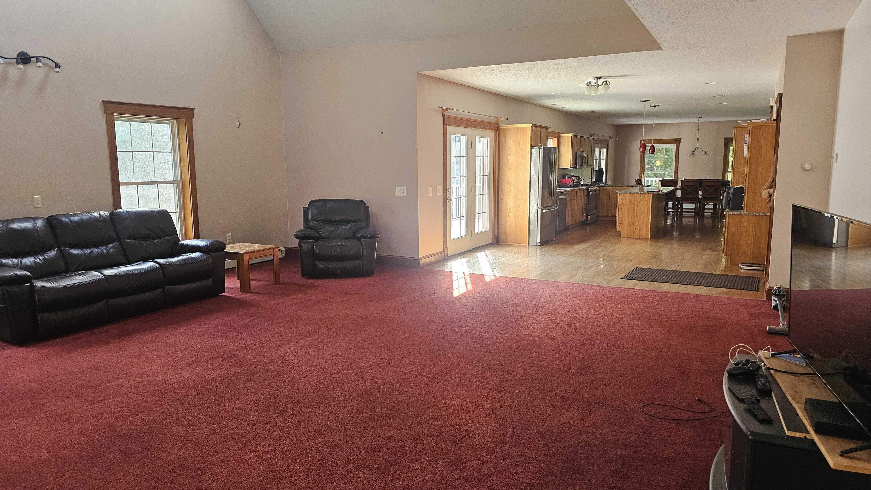 88 Emerald Drive Hampden, ME 04444 - Photo 15 of 50 20230811_163508.MEDIUM